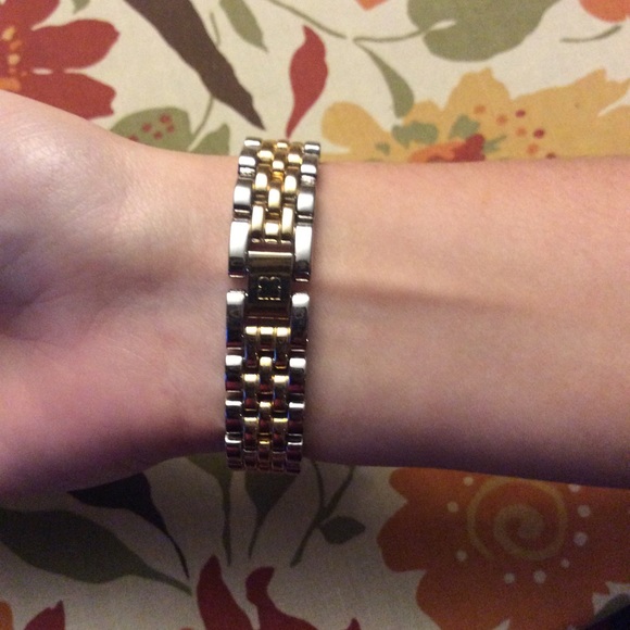 Watch - Picture 2 of 6